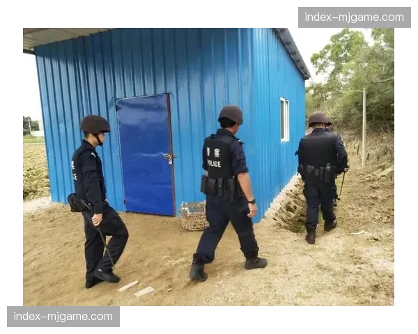 布雷斯特确认主力中卫赛季报销，对防线是重大打击