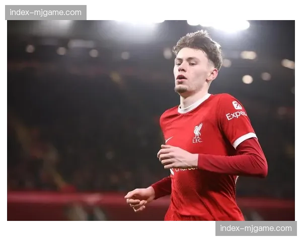 皇家马德里主场连入两球,总比分3-2暂时领先利物浦 皇家马德里主场连入两球,总比分3-2暂时领先利物浦