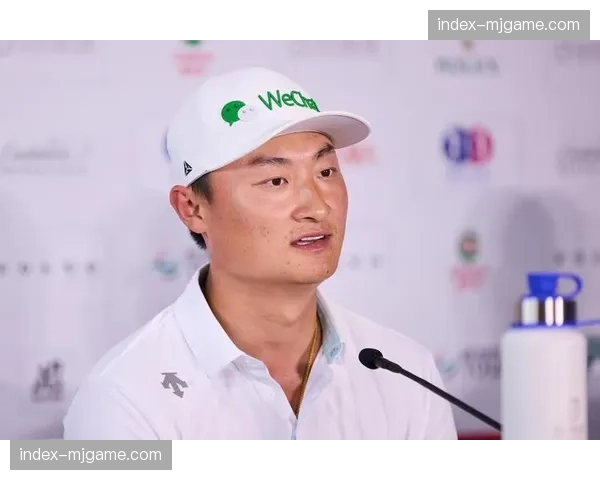 沃尔沃中国公开赛第三轮：李昊桐冲至并列第二，落后领先者2杆